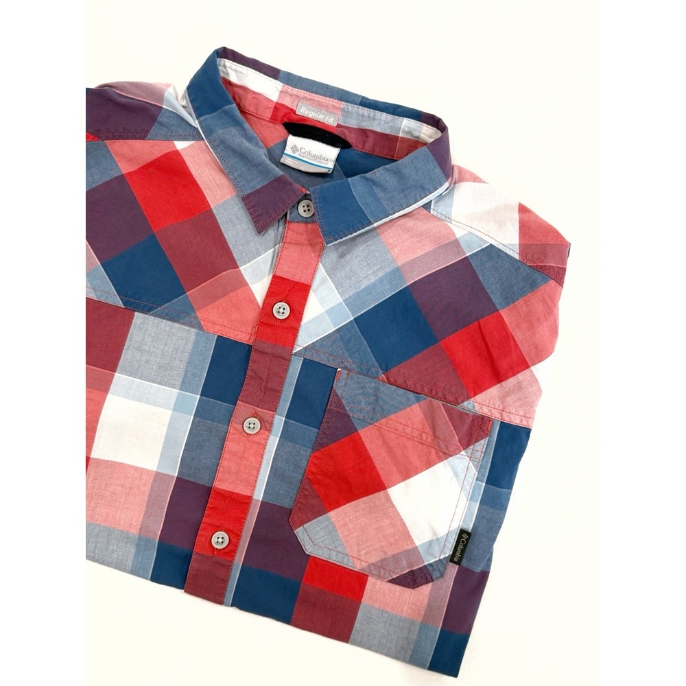 Columbia Men's L Regular Fit Plaid Short Sleeve Hiking Outdoor Shirt Red Blue